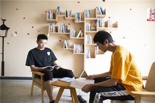 学生公寓五幢5楼